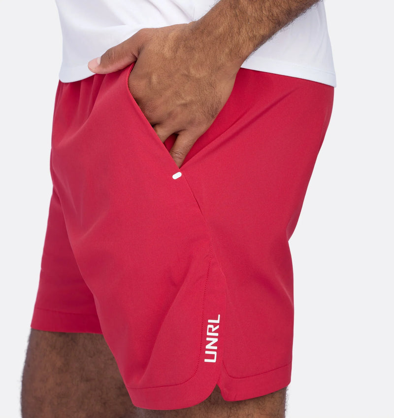 Men's Daybreaker Short [7.5"] (Carmine Red)