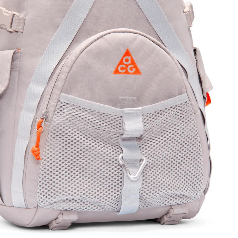 gray and orange nike backpack Amazon.com: Buddies Insulated Lunch Bag - Grey smart organization and standout style in one Buy Nike Older Kids' Backpack