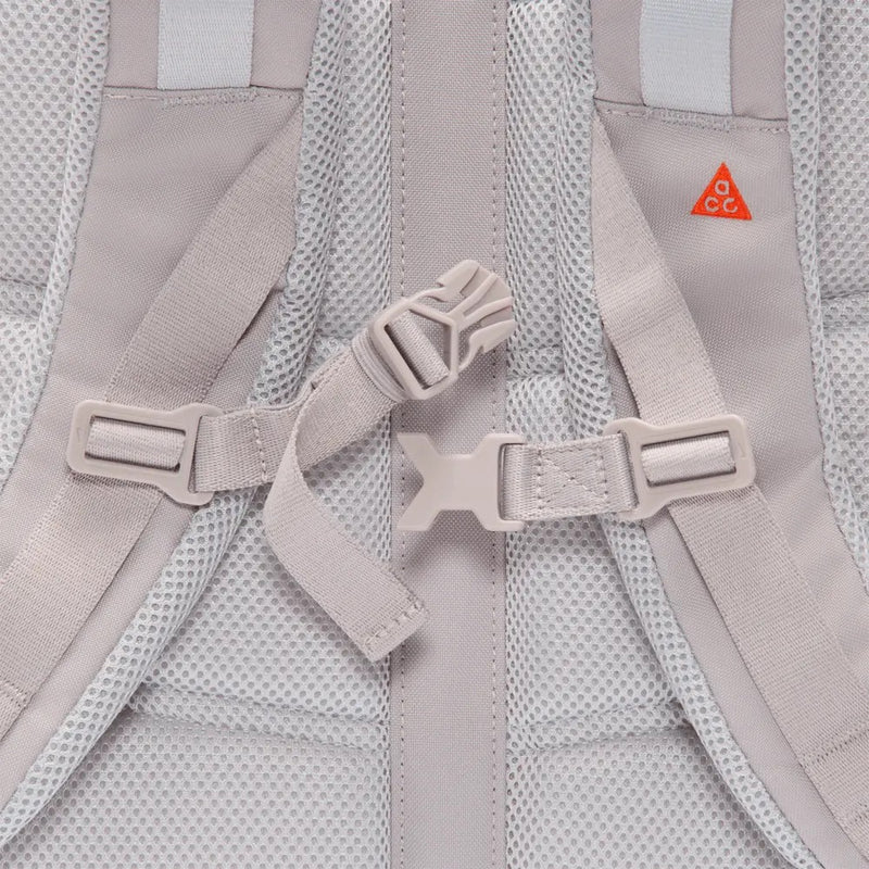 Nike ACG DAYMAX Backpack (25L) 'College Grey'