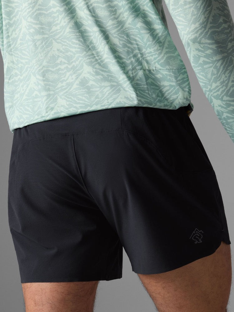 Men's FKT 5" Shorts (1 - Black))