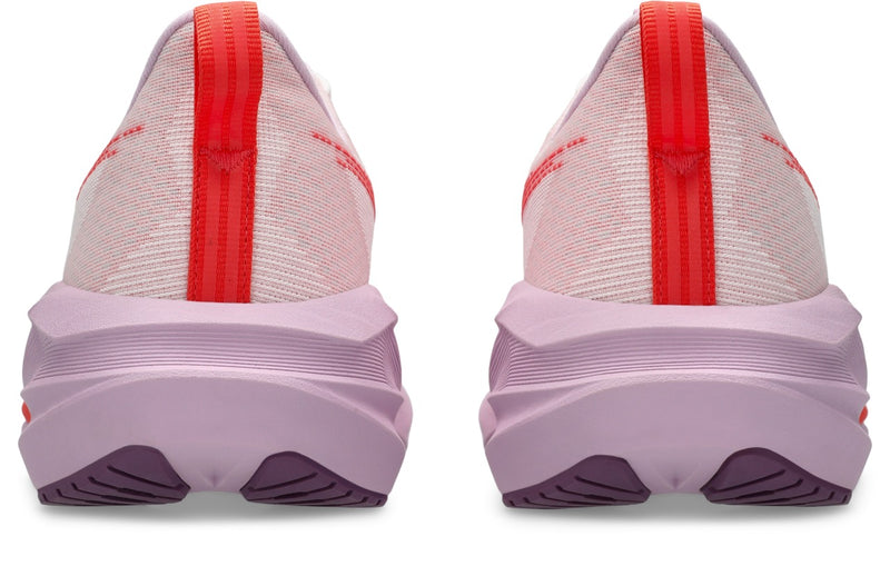 Women's Novablast 5 (101 - White/Coral Reef)