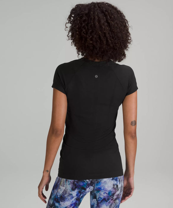 Women's Swiftly Tech Short-Sleeve Shirt 2.0 (Black)