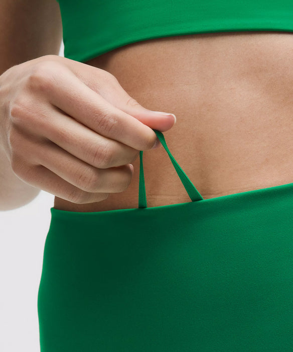 Women's Wunder Train High-Rise Short 6" (Raceway Green)