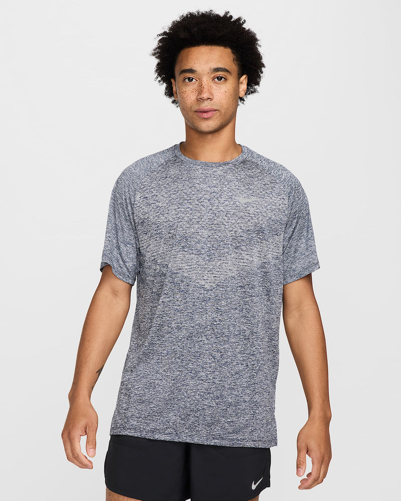 Men's Stride Dri-FIT ADV Short-Sleeve Running Top (437 - Thunder Blue/Heather/Reflective Silver)