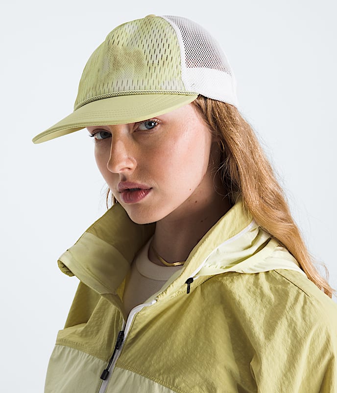 Runner Trucker (NI8 - Lemon Mist Diffused Nature Print/Pear/TNF White)