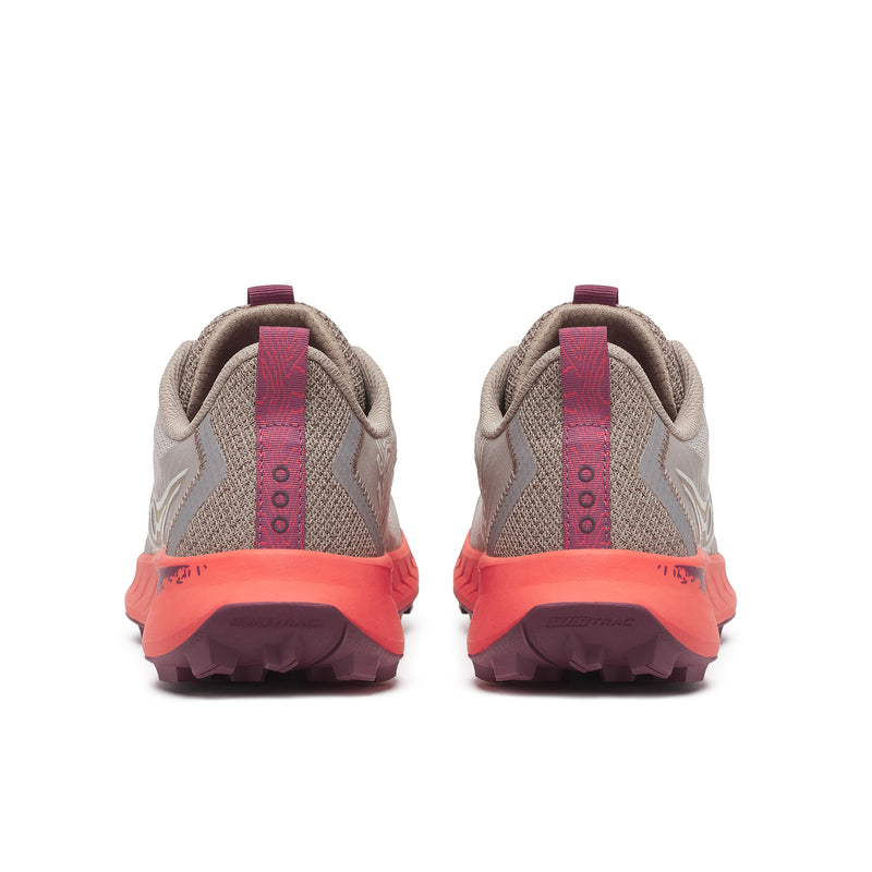 Women's Peregrine 15 (250 - Oat/Salmon)