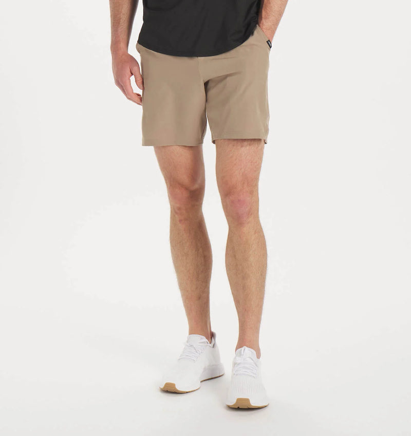 Men's Stride Short [7.5"] (Desert Khaki)