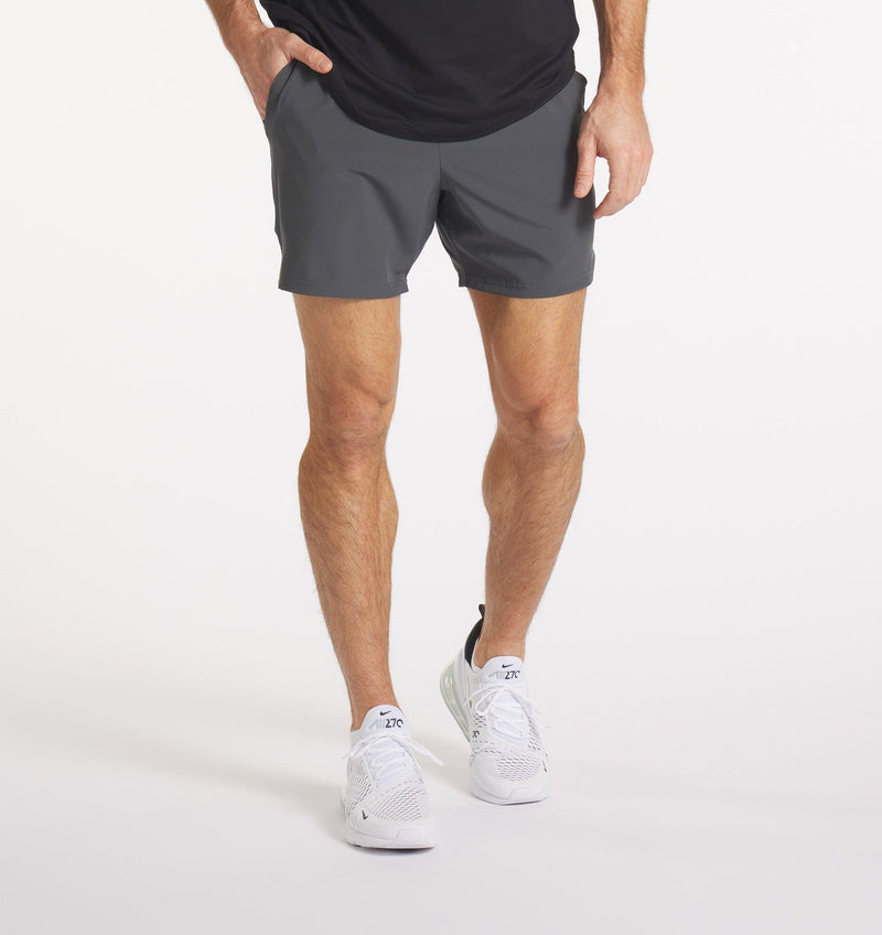 Men's Stride Short [5.5"] (Graphite)