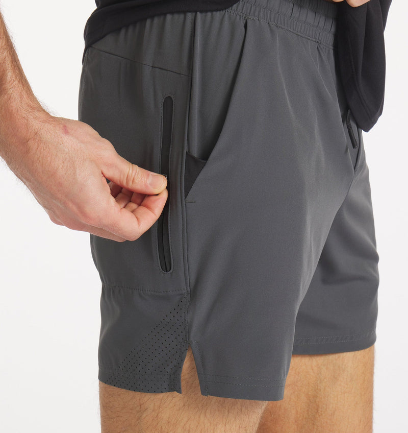 Men's Stride Short [5.5"] (Graphite)