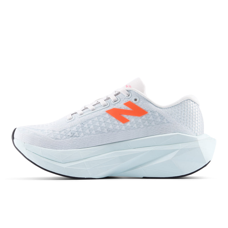 Women's FuelCell SuperComp Trainer v3 (76E - Glint Blue/Daybreak)