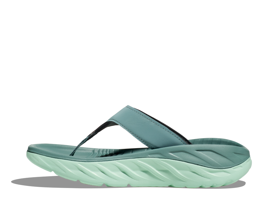 Women's hoka one sales one ora recovery flip