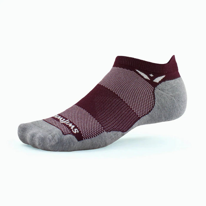 MAXUS ZERO Tab Running Sock (Sangria)