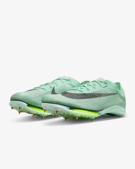 Purple nike spikes shop