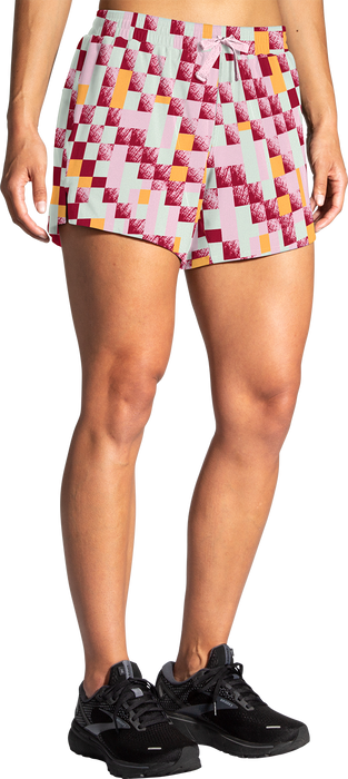 Women's Moment 5" Shorts (128 - Pace Check Print)