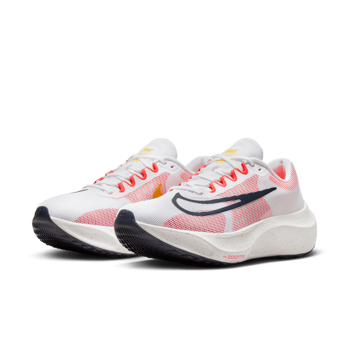 Zoom fly triple sales white