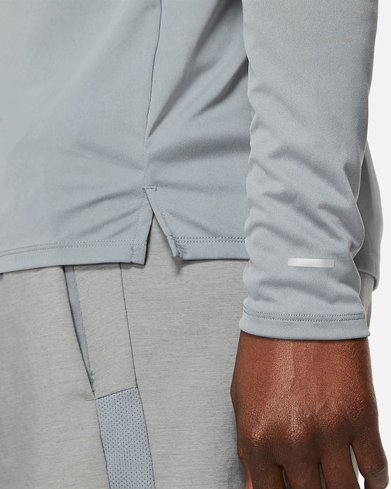 Men’s DRI-FIT Miler Long Sleeve (084 - Smoke Grey/Reflective Silver)