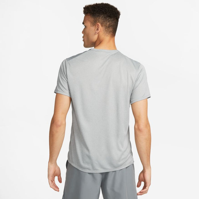 Men's DRI-FIT UV Miler Short Sleeve Running Top (084 - Particle Grey/Grey Fog/Reflective Silver)