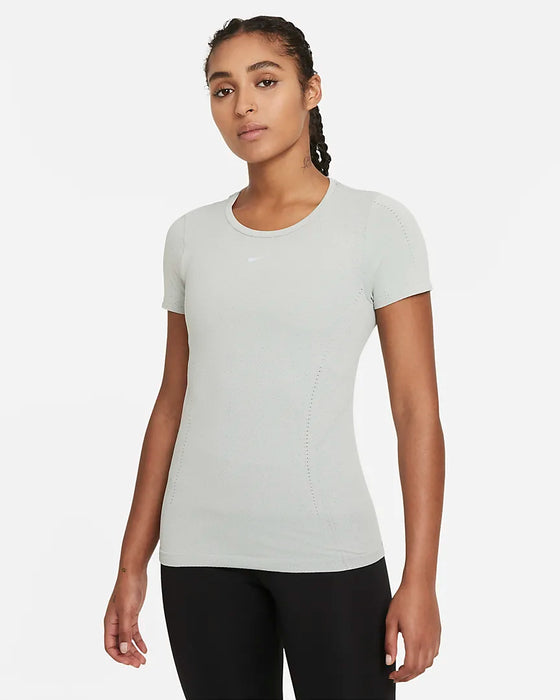 Women's DRI-FIT ADV Aura Slim-Fit Short Sleeve Top (Particle Grey/Heat — TC  Running Co