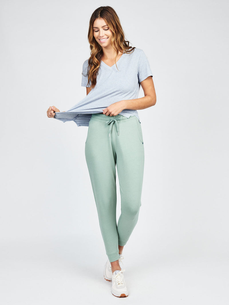 Women's Varsity Jogger W (317 - SAGE)
